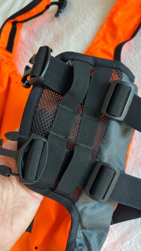 Non-stop plavacia vesta pre psa vel. 6,