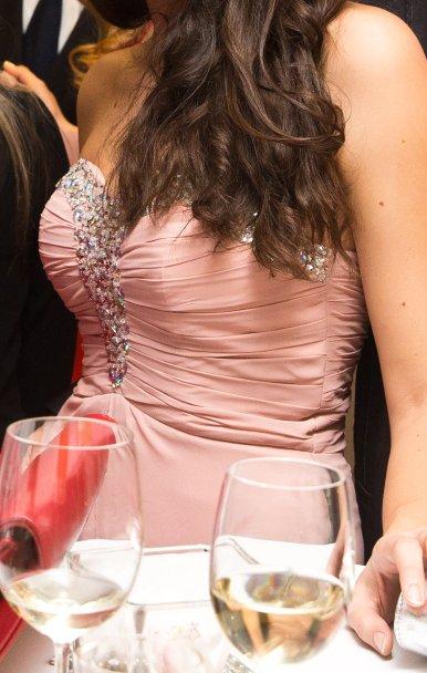 Dlhé spoločenské šaty na šnurovačku, s