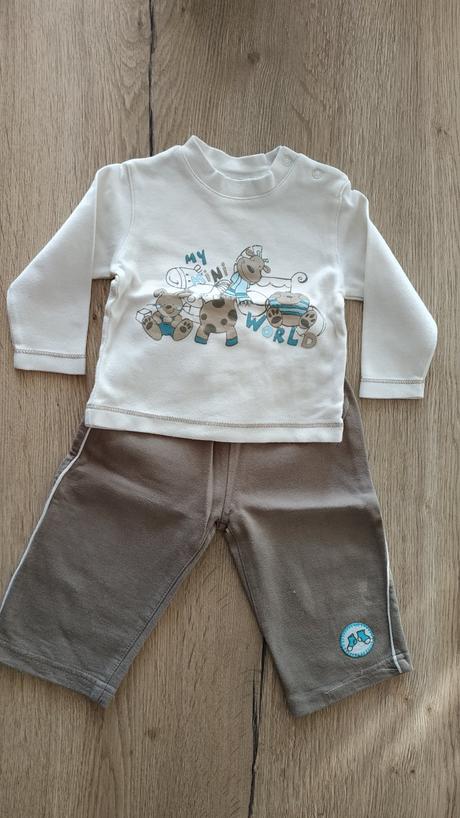 Chlapčenská tepláková súprava, 74