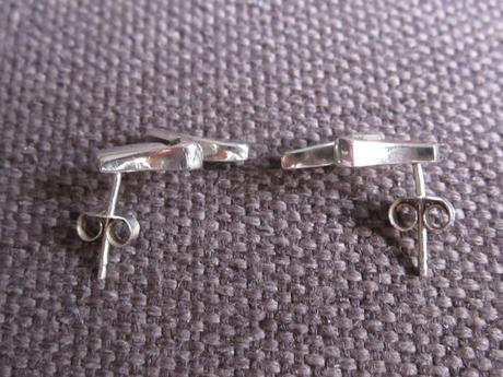 Strieborne nausnice "blesky", 