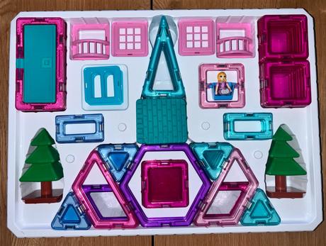 Magformers princess castle,