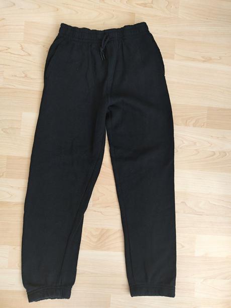 Balík oblečenia 140-146, 140–152