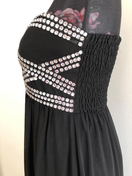 Šaty slávnostné, 36