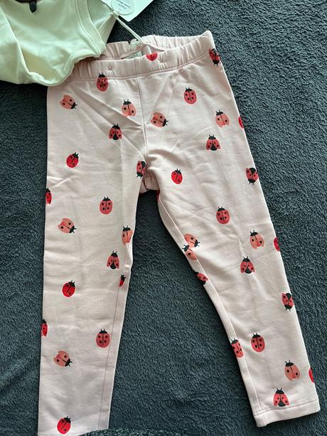 Mikina a legíny, lindex,92