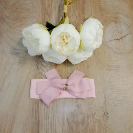 Čelenka s veľkou mašľou, 104