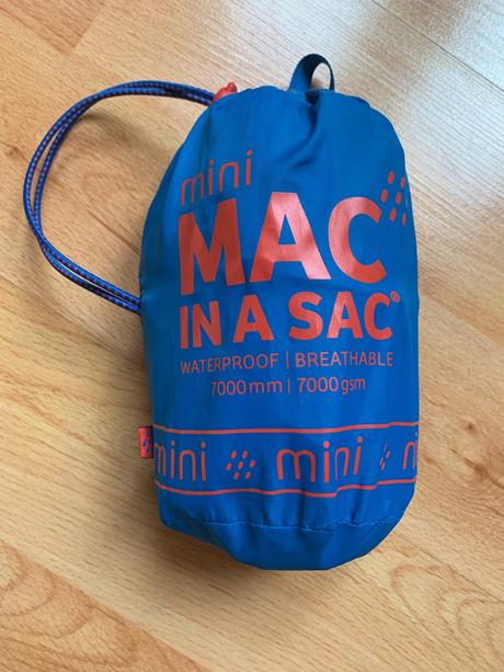 Nepremokavá bunda, mac,110