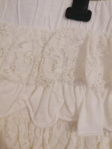 Volánova sukňa bershka, 158