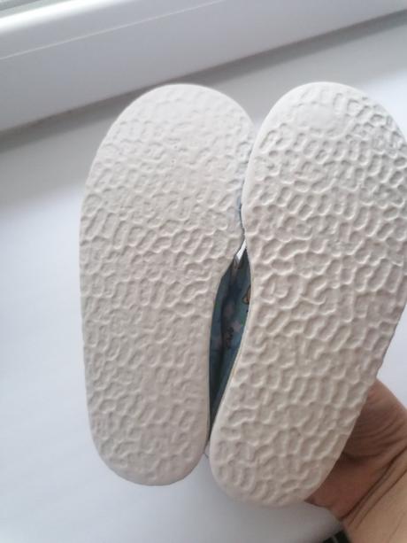 Papucky, decathlon,25