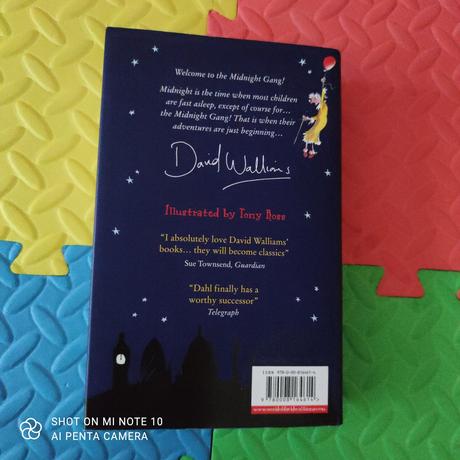 The midnight gang tvrdy obal, 