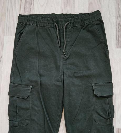 Kapsáčové nohavice olivovo zelené, 164