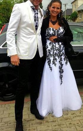 Znackové kvalitné sako hugo boss, l