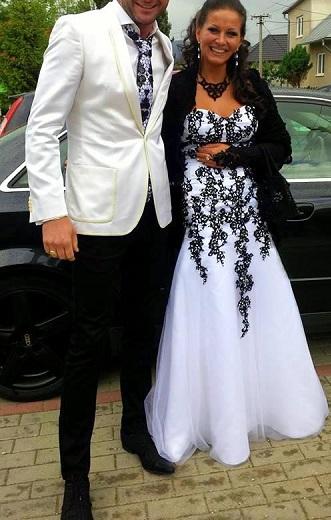 Znackové kvalitné sako hugo boss, l