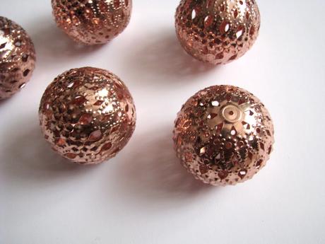 Vianočné ozdoby medené gule,