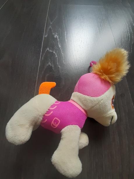 Plyšak tlapková patrola, 