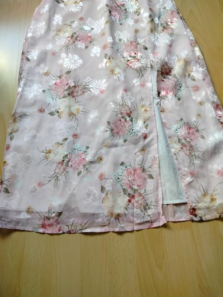 Romantické šaty, s