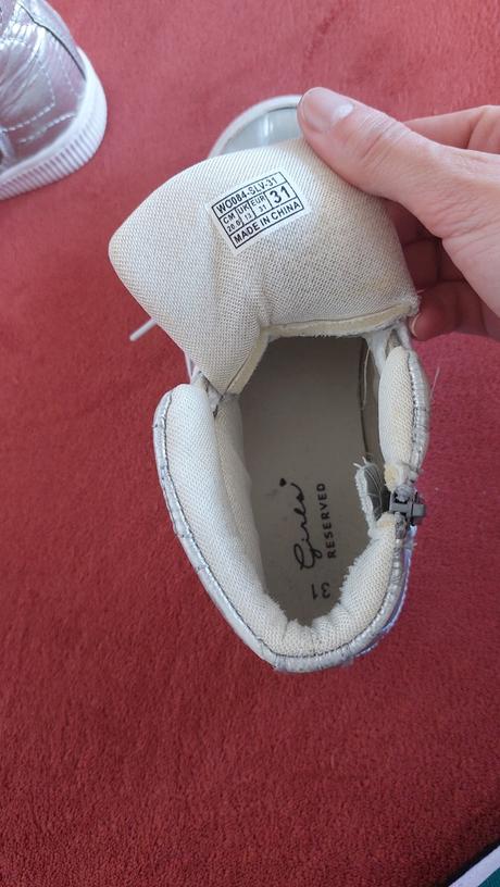 Tenisky, reserved,31