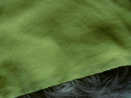 Krásne tričko kiss-benetton výborný stav, benetton,140