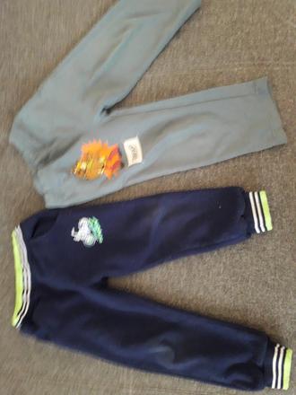 Chlapčenské tepláky - 2 ks, 98