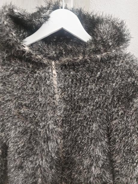 Chlpatý sveter, fishbone