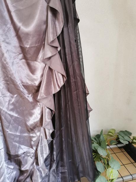 Spoločenské šaty, m