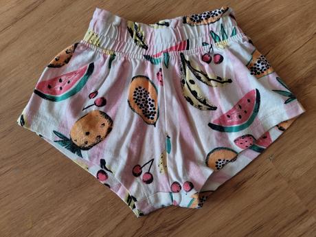 Kraťasy s ovocím, primark,62
