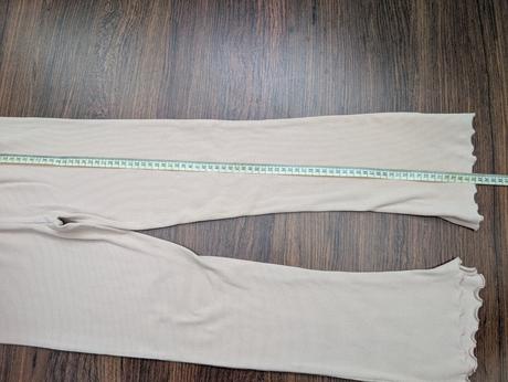 Rebrované novavice, 146