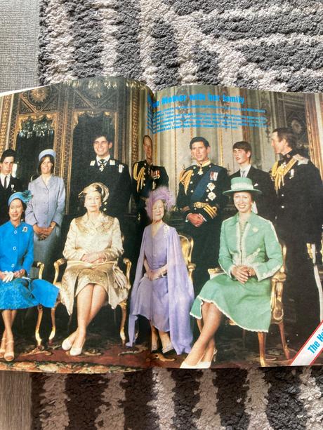 Staršie časopisy hello 5ks, 