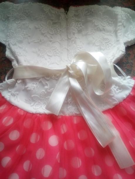 Dievcenske saty, 104