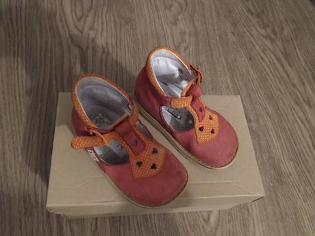 Ortopedické uzavreté sandále, 21