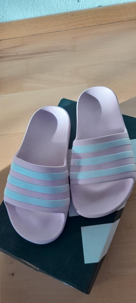 Šlapky, adidas,33