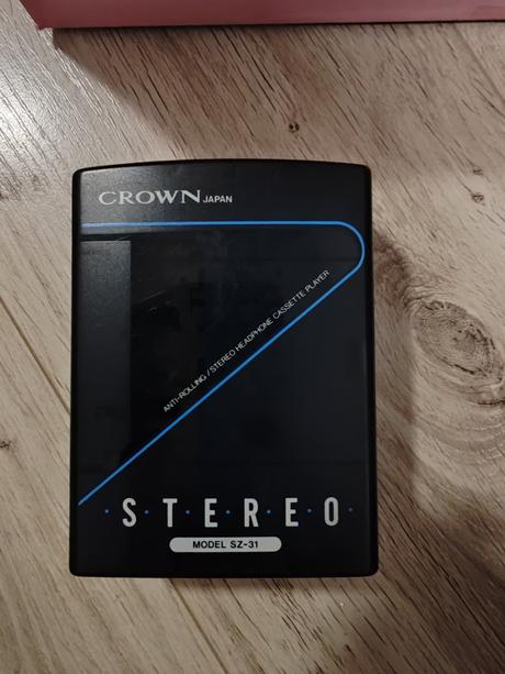 Walkman crown japan, 
