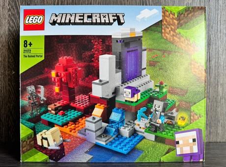 Lego 21172 (použité), 