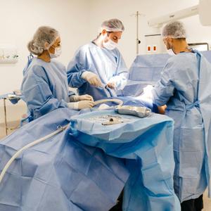 Je vyplnenie menšieho prsníka vlastným tukom správna voľba?