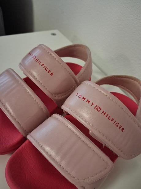 Dievcenske sandale tommy hilfiger, vel. 24, tommy hilfiger,24