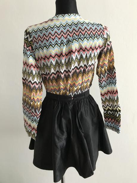 Farebná blúzka na leto, s