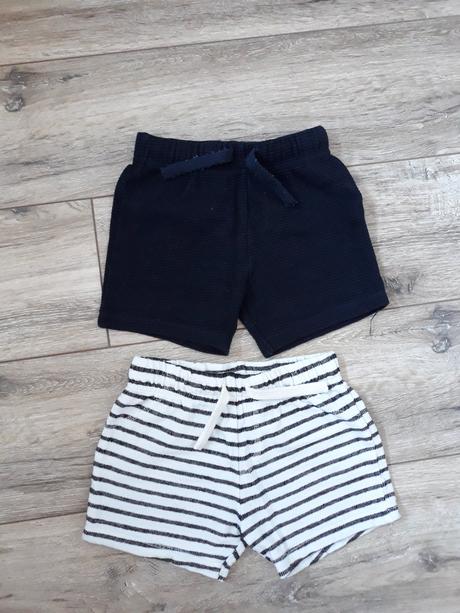 Šortky, f&f,74