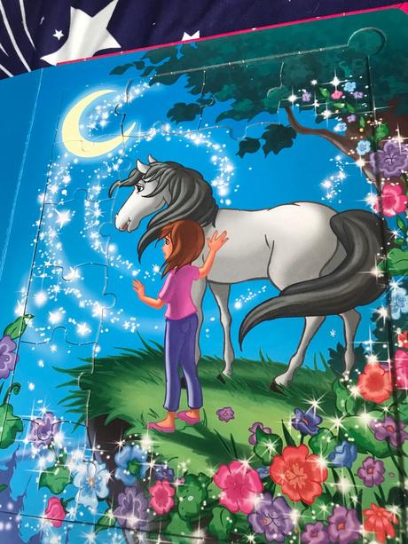 Puzzle kniha poníky, 