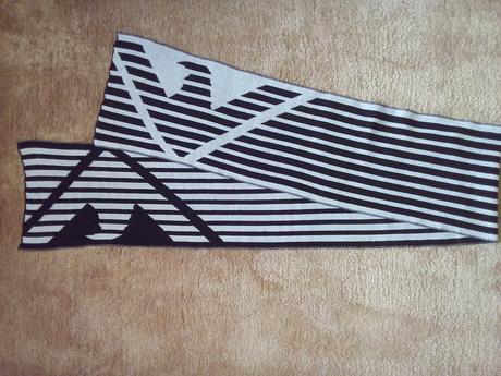 Pruhovaný obojstranný šál, 