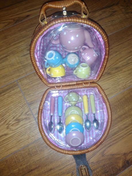 Piknikový kufrík - čajový set, 