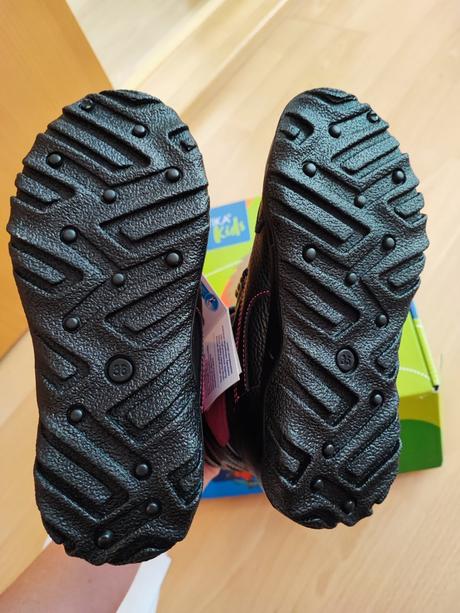 Snehule, protetika,36