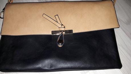 Elegantna crossbody kabelka,