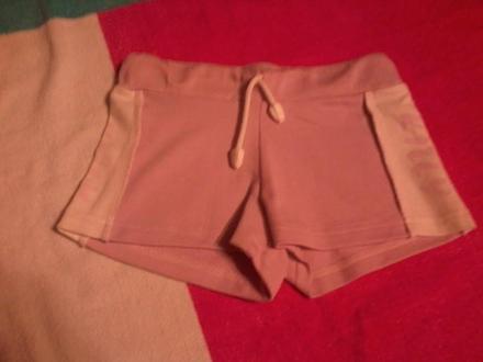 Dievčenské kraťasy , 116