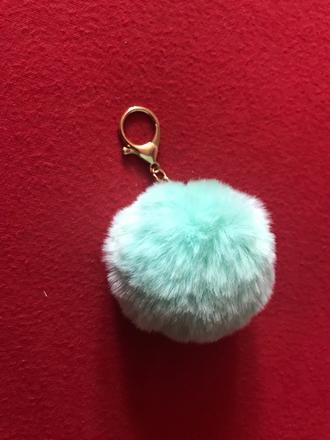 Kožušinová gulicka, privesok,