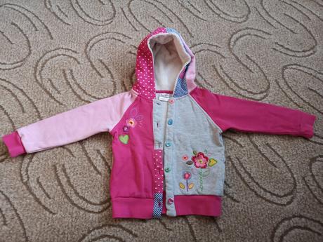 Farebná mikina, 104