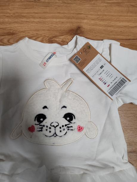 Sviatocne saty s tylovou suknickou, coccodrillo,80