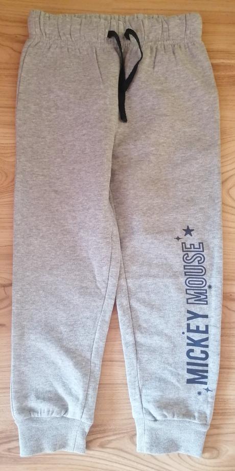 Teplé tepláky, disney,98 / 104