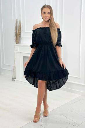 Čierne šaty s čipkou na rukáve,