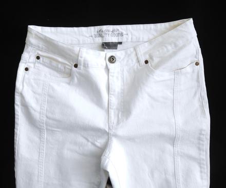 Krátke biele rifle authentic veľ.42, authentic,42