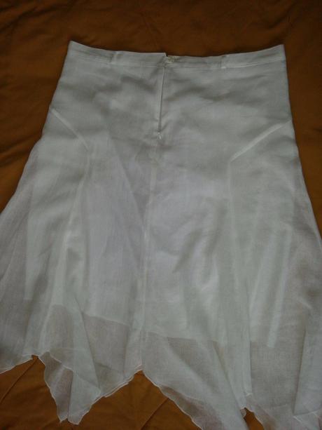 Biela letna sukna, 54