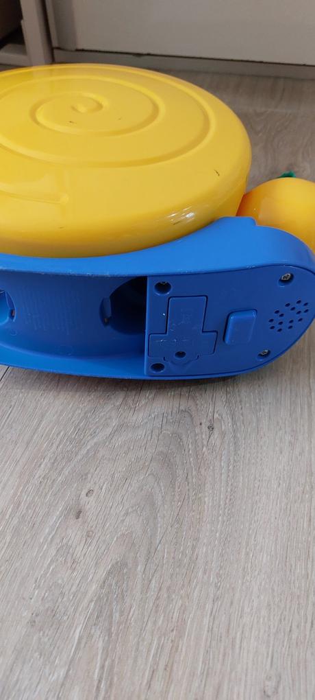 Slimák fisher price, 